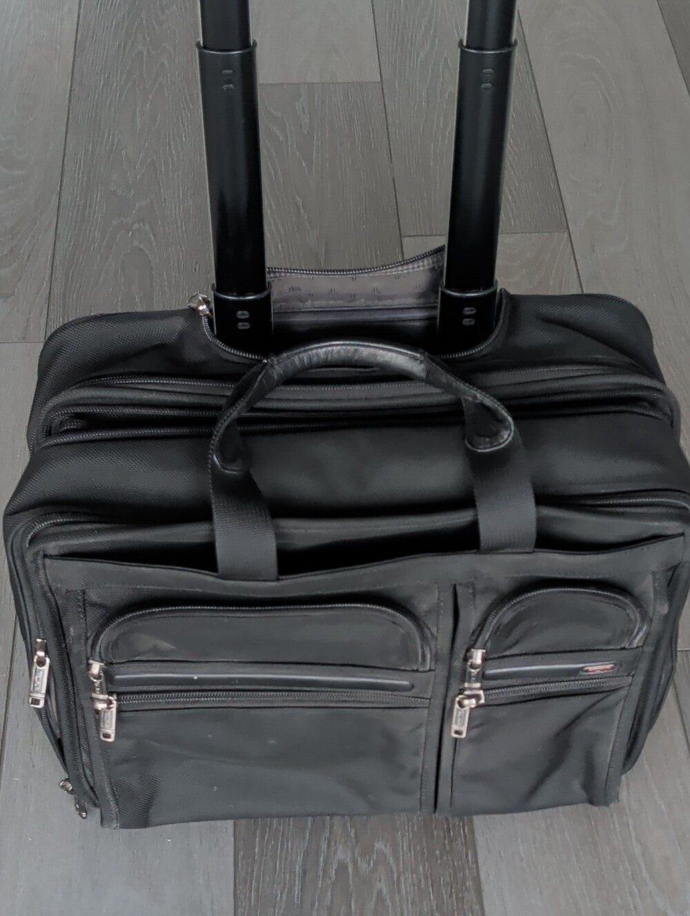 Tumi Black Men's Laptop Briefcase with Front Zip Pockets